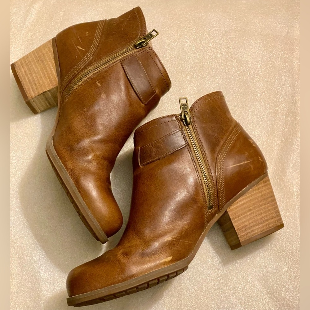 🌸 TIMBERLAND BROWN ANKLE BOOTS